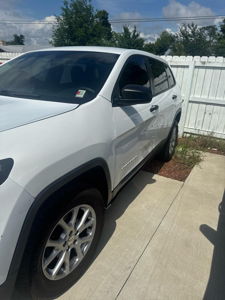 Jeep Cherokee Sport 4WD 2015