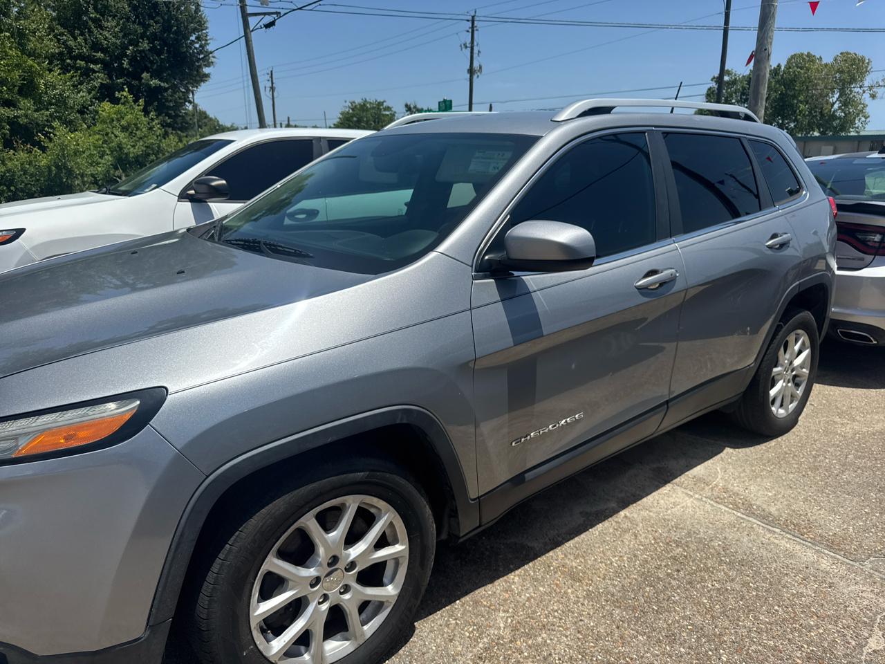 Jeep Cherokee Latitude FWD 2016