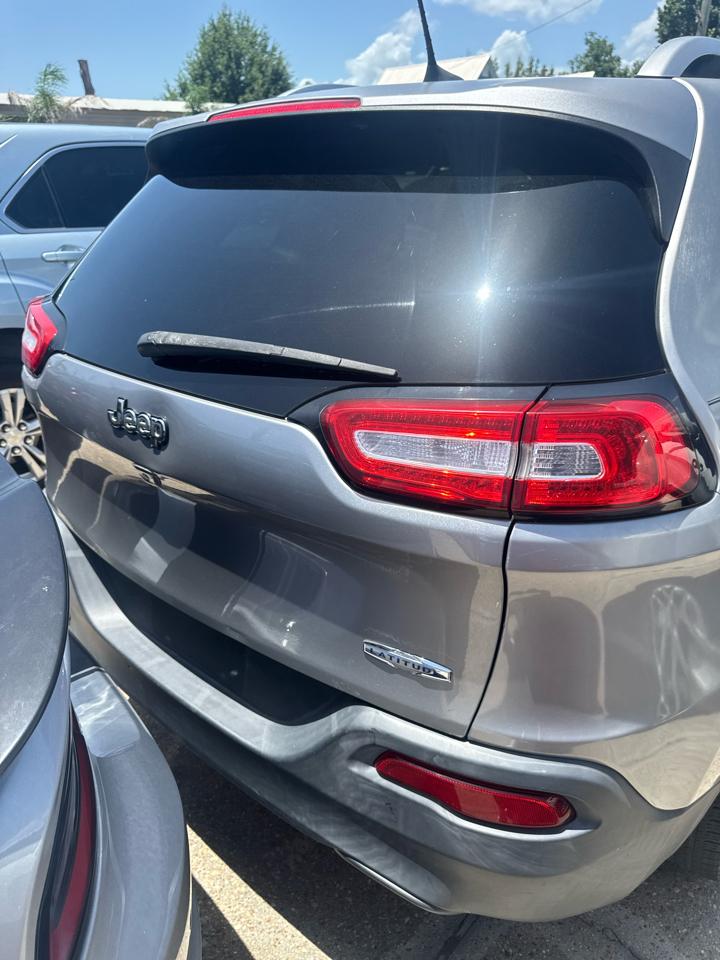 Jeep Cherokee Latitude FWD 2016