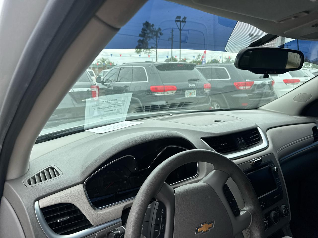 Chevrolet Traverse LS FWD w/PDC 2016