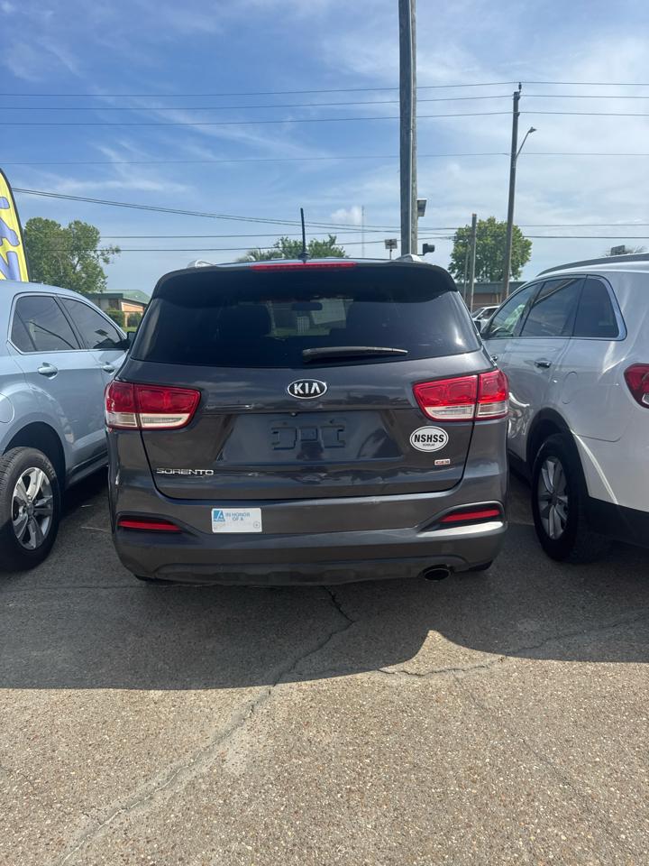 Kia Sorento L 2WD 2016
