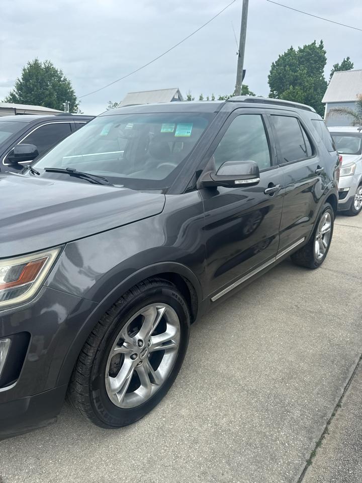 Ford Explorer XLT FWD 2016