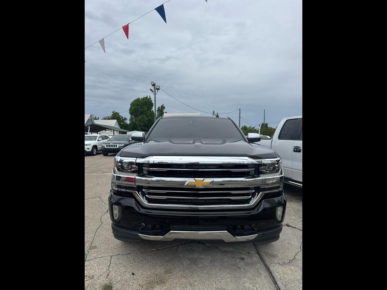 Chevrolet Silverado 1500 High Country Crew Cab Long Box 2WD 2017
