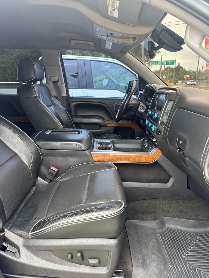 Chevrolet Silverado 1500 High Country Crew Cab Long Box 2WD 2017