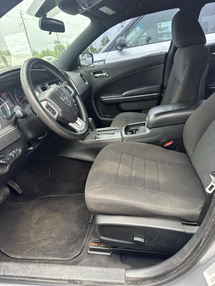 Dodge Charger SE 2014