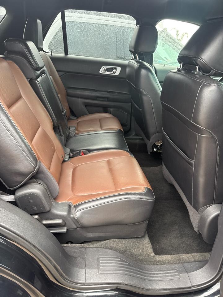 Ford Explorer Limited 4WD 2011