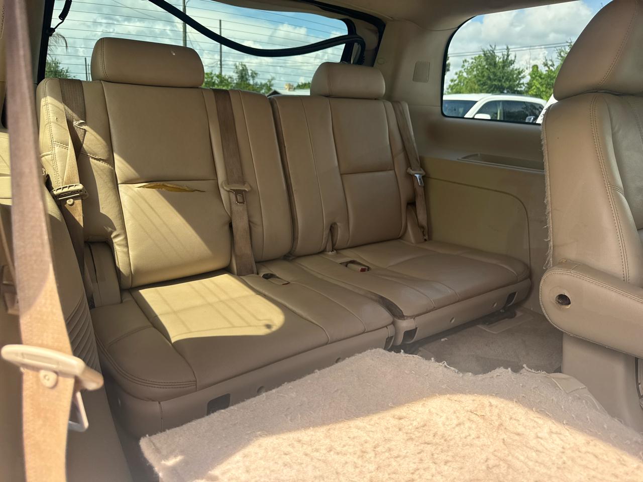 Chevrolet Tahoe LT 4WD 2011