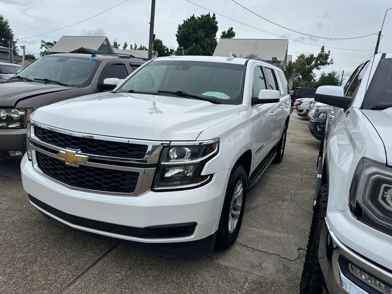 Chevrolet Suburban LT 2WD 2015