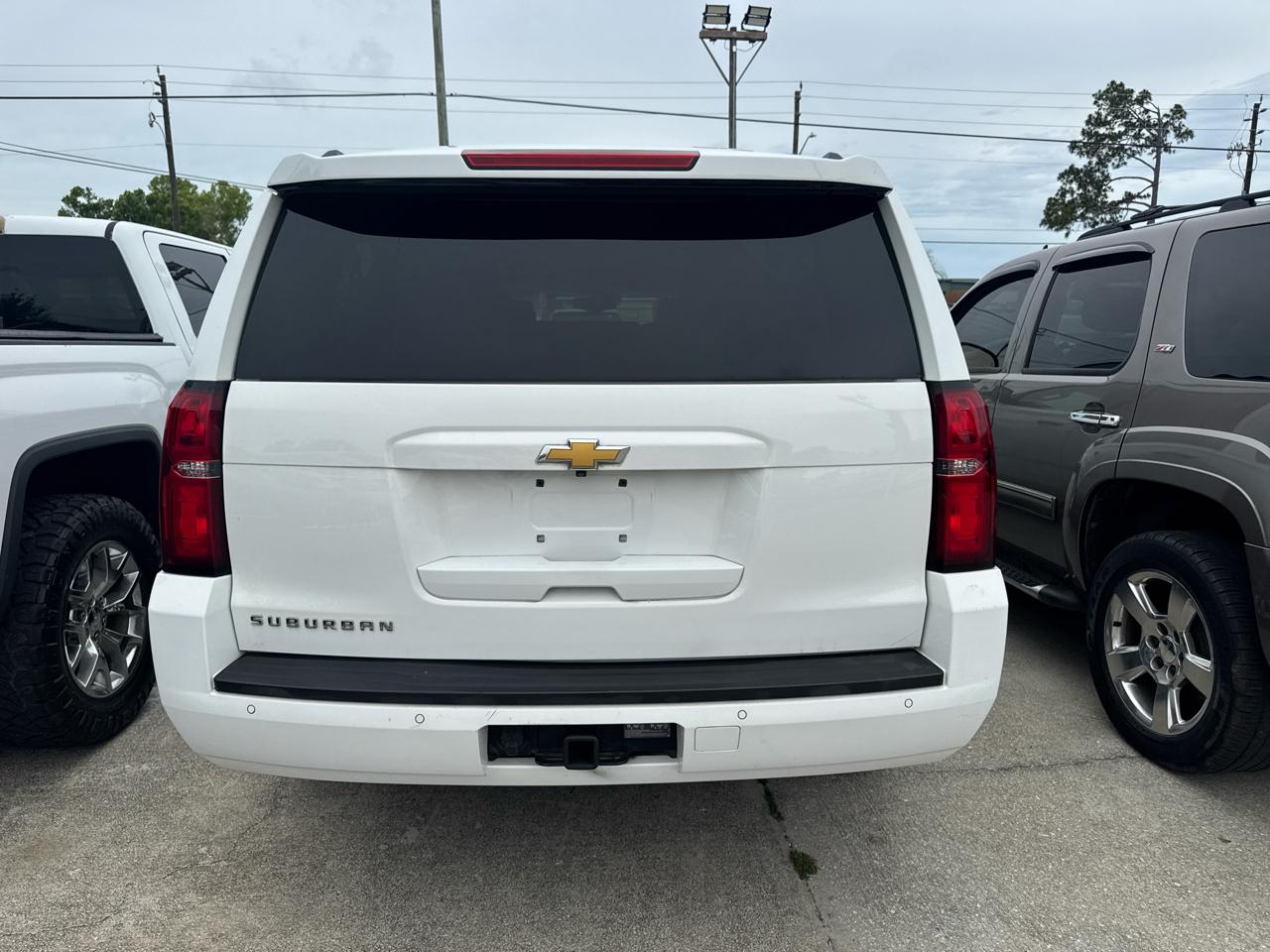 Chevrolet Suburban LT 2WD 2015