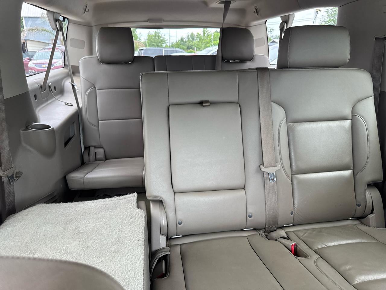 Chevrolet Suburban LT 2WD 2015