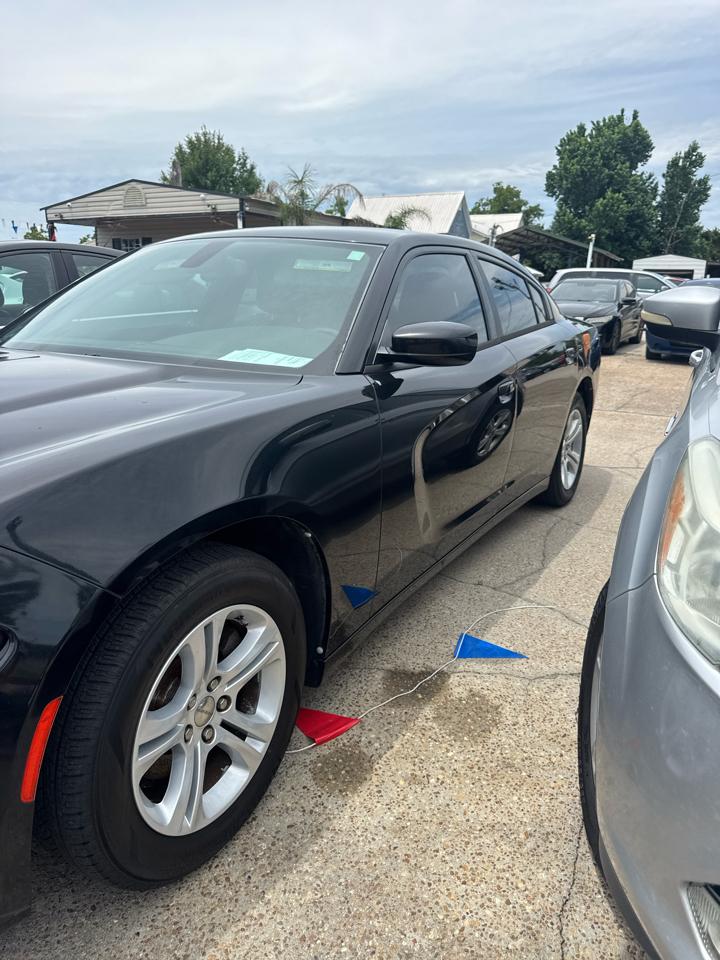 Dodge Charger SE 2016