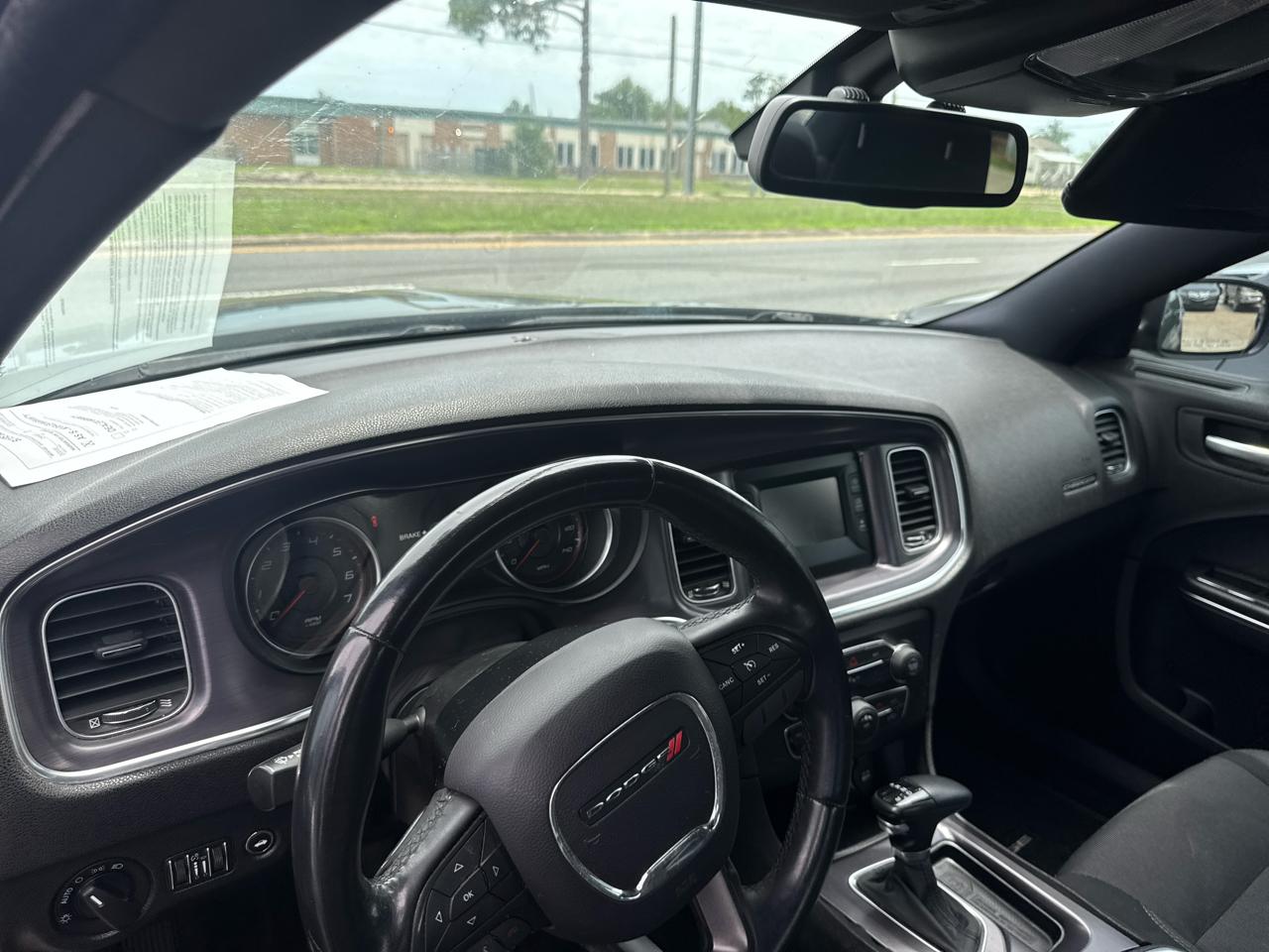 Dodge Charger SE 2016