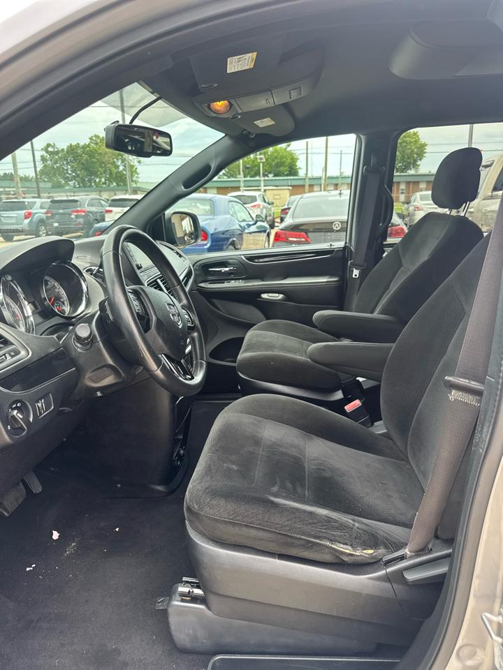 Dodge Grand Caravan SE 2016