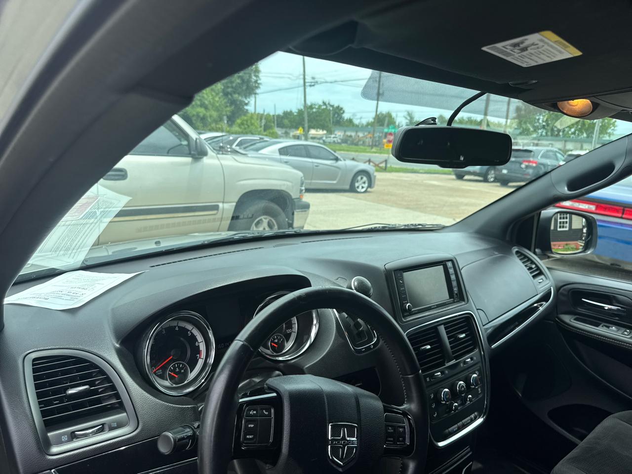 Dodge Grand Caravan SE 2016