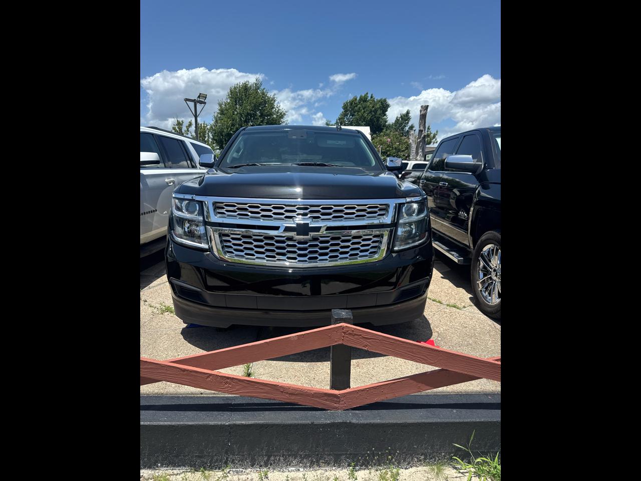 2015 Chevrolet Suburban LT 1500 2WD