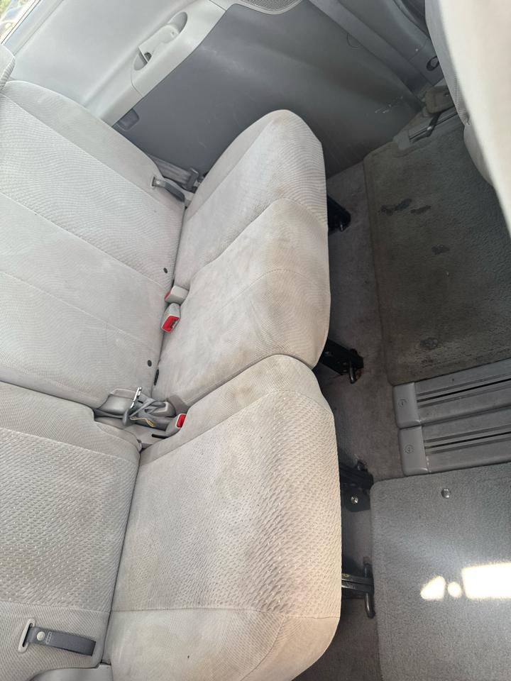 Toyota Sienna  2011