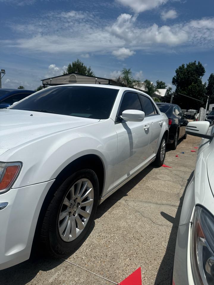 Chrysler 300 RWD 2013