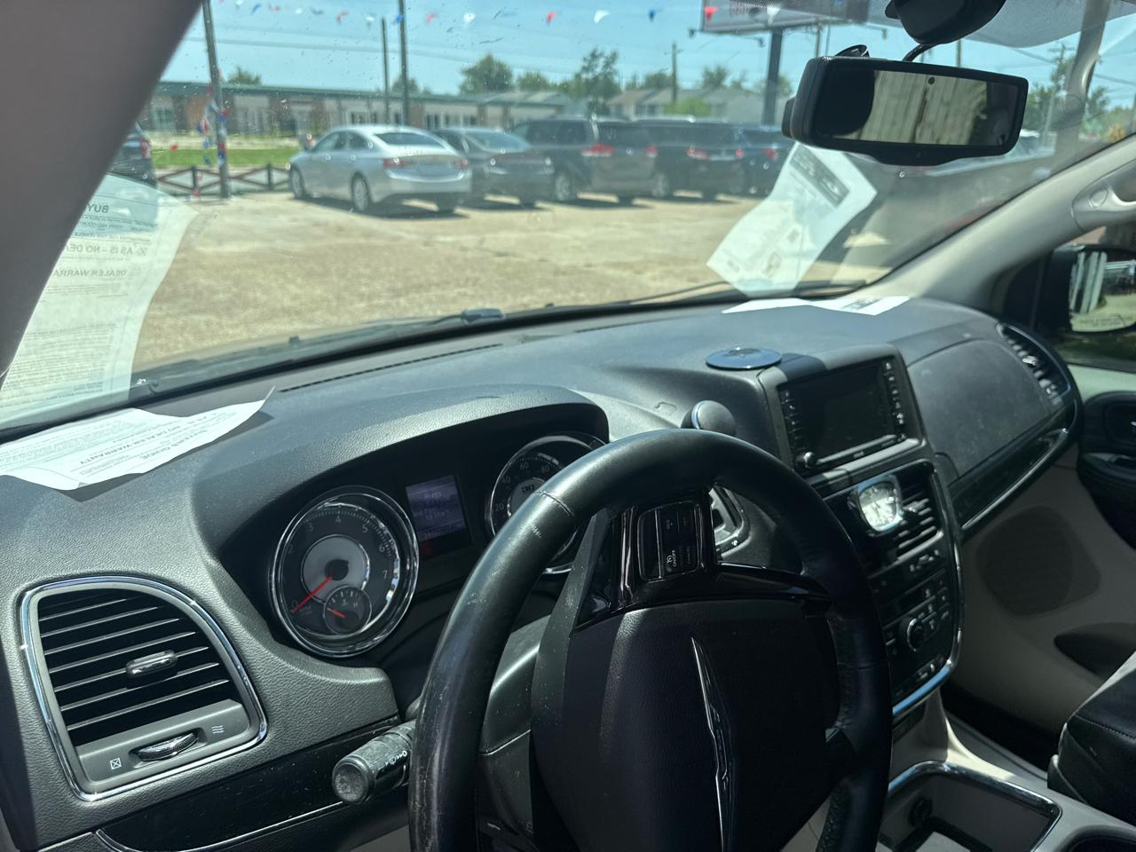 Chrysler Town & Country Touring-L 2014