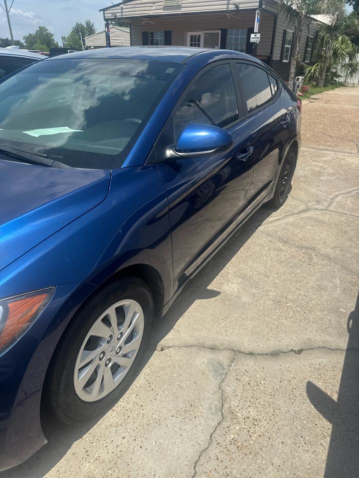 Hyundai Elantra  2017