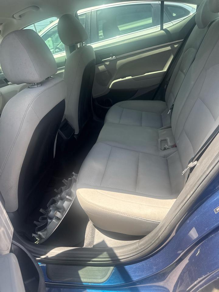 Hyundai Elantra  2017