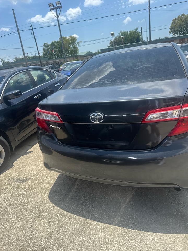 Toyota Camry  2013