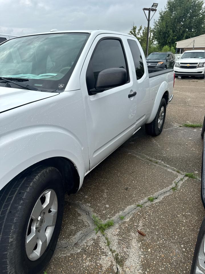 Nissan Frontier PRO-4X King Cab 2WD 2011