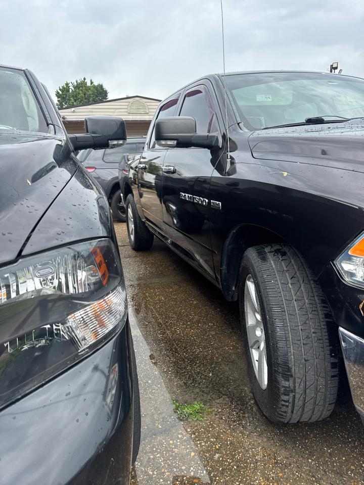 RAM 1500 ST Crew Cab 2WD 2011