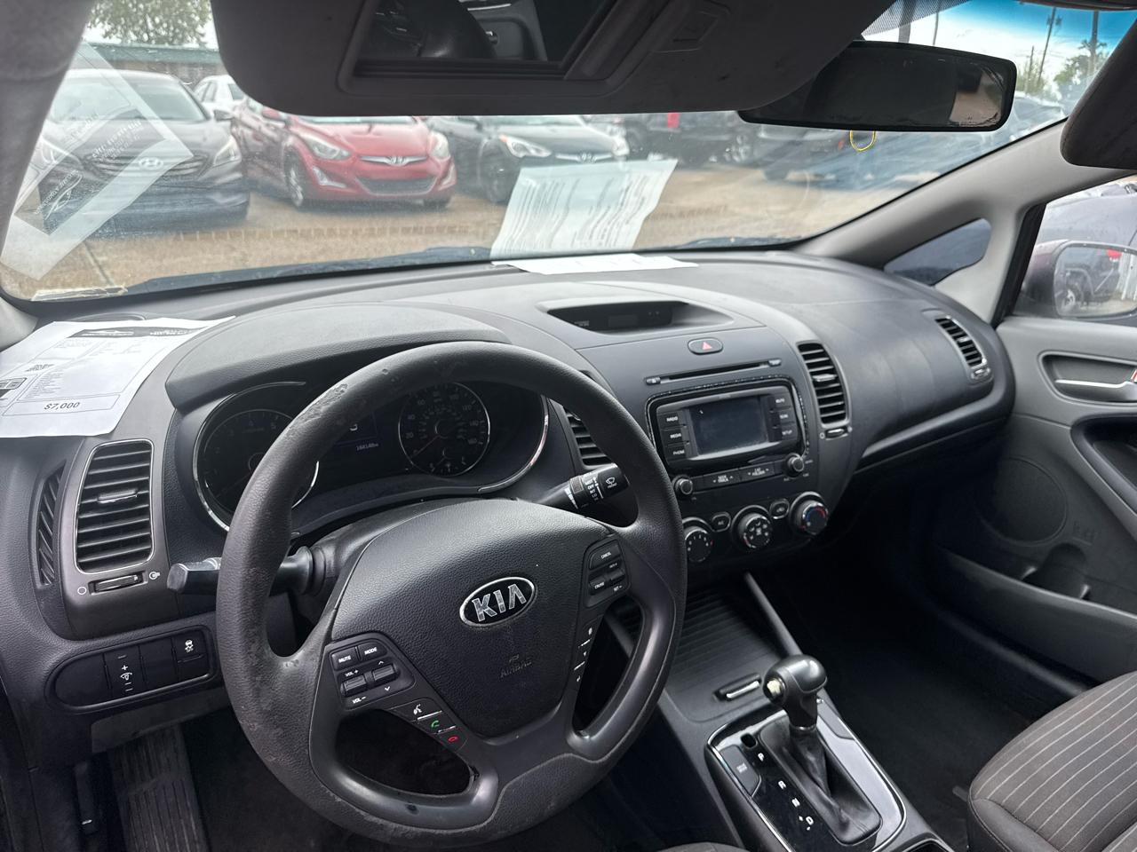 Kia Forte LX 6A 2017