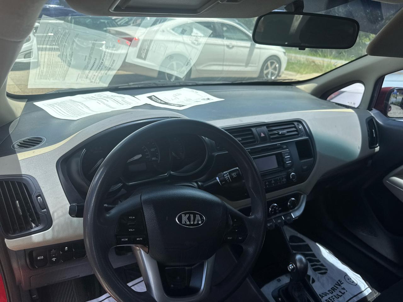 Kia Rio LX 2013