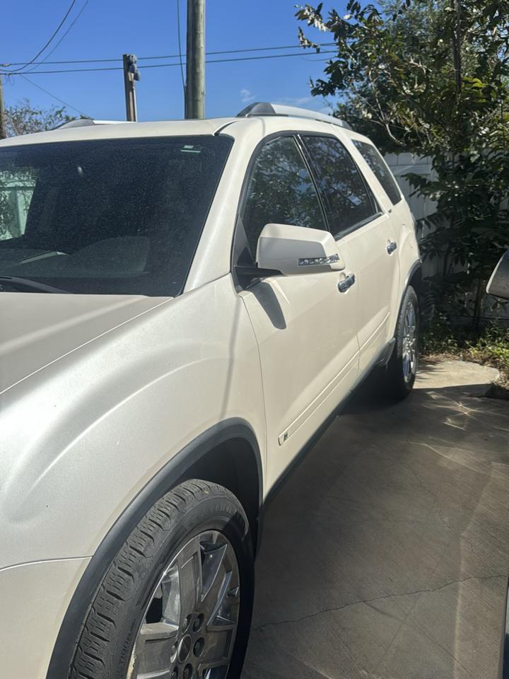 GMC Acadia SLT-2 FWD 2010