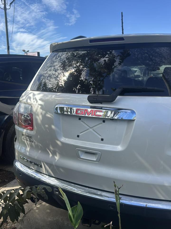 GMC Acadia SLT-2 FWD 2010