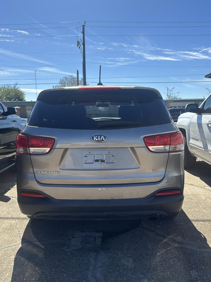 Kia Sorento L 2WD 2016