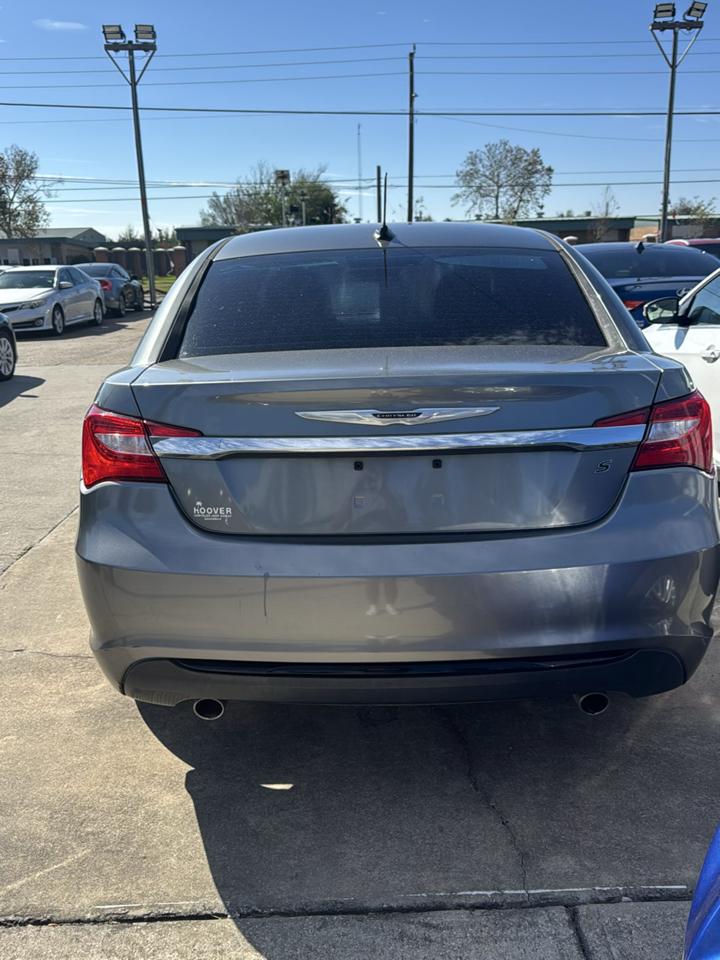Chrysler 200 S 2012