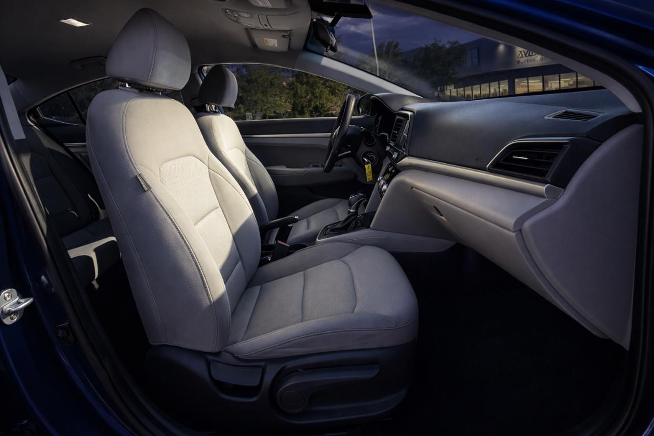 Hyundai Elantra SEL IVT 2020