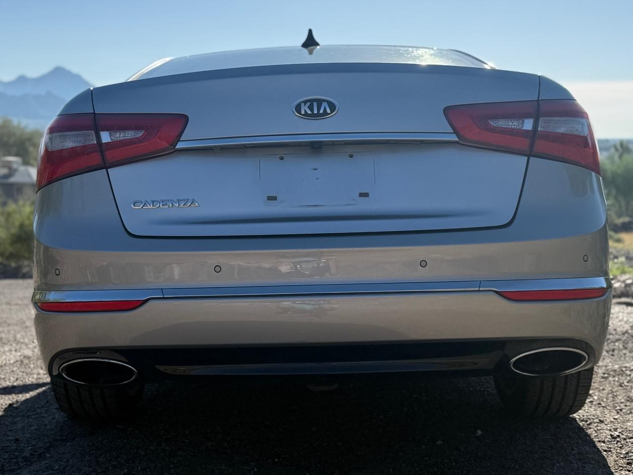 Kia Cadenza 4dr Sdn Premium 2014