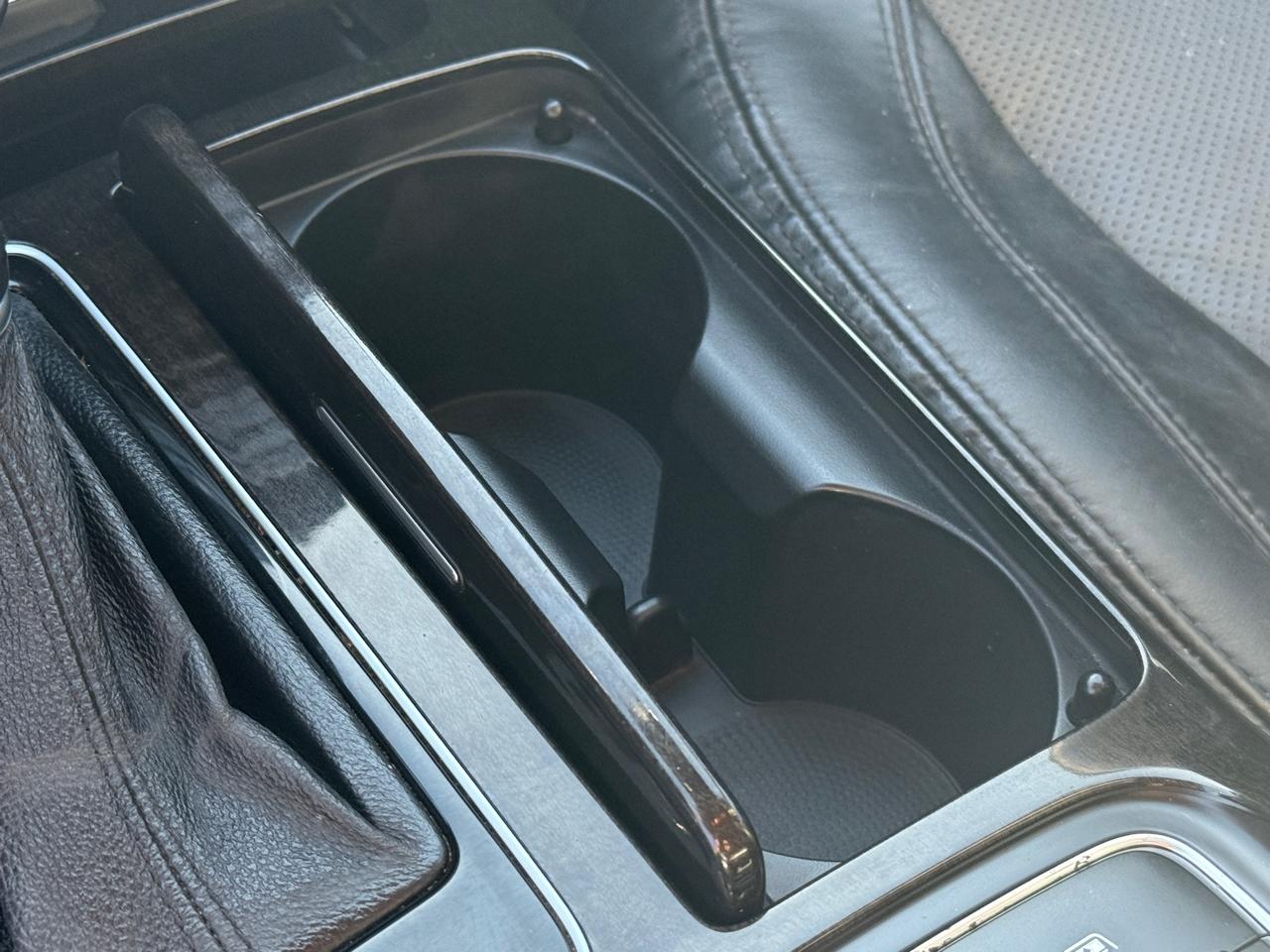 Kia Cadenza 4dr Sdn Premium 2014