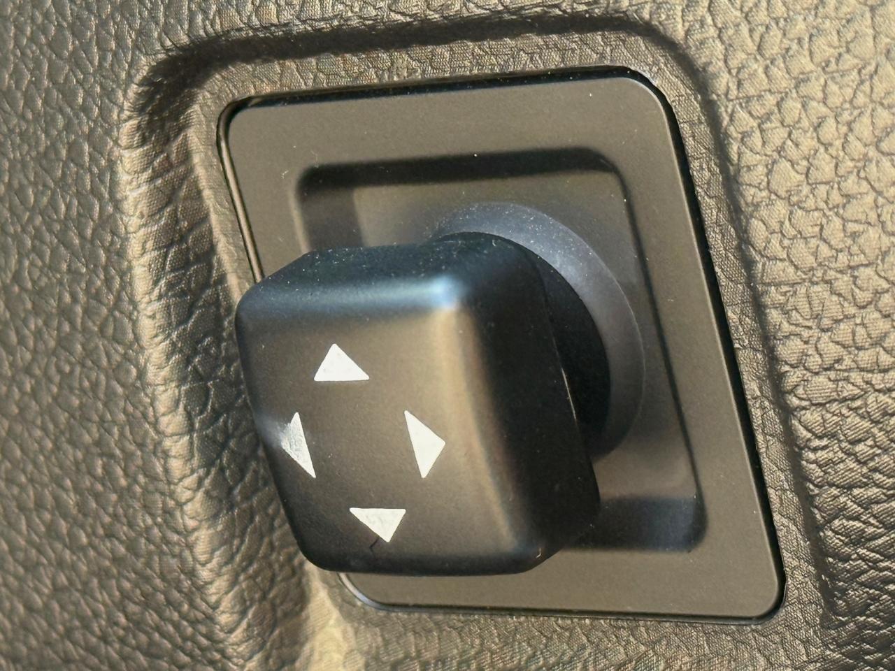 Kia Cadenza 4dr Sdn Premium 2014