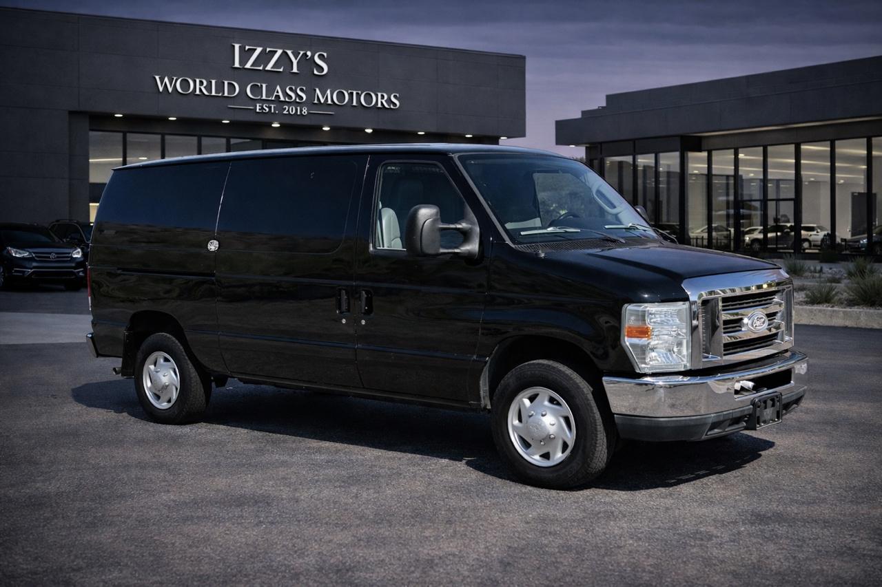 Ford Econoline Cargo Van E-150 Commercial 2014