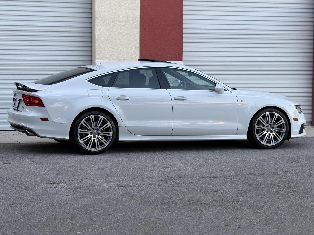 Audi A7 4dr HB quattro 3.0 Premium Plus 2014