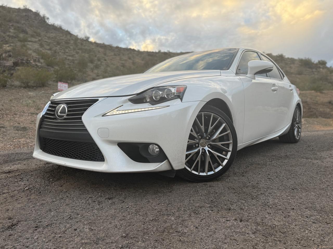 Lexus IS 250 4dr Sport Sdn Auto RWD 2014