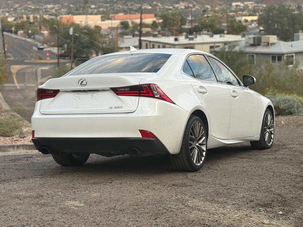 Lexus IS 250 4dr Sport Sdn Auto RWD 2014