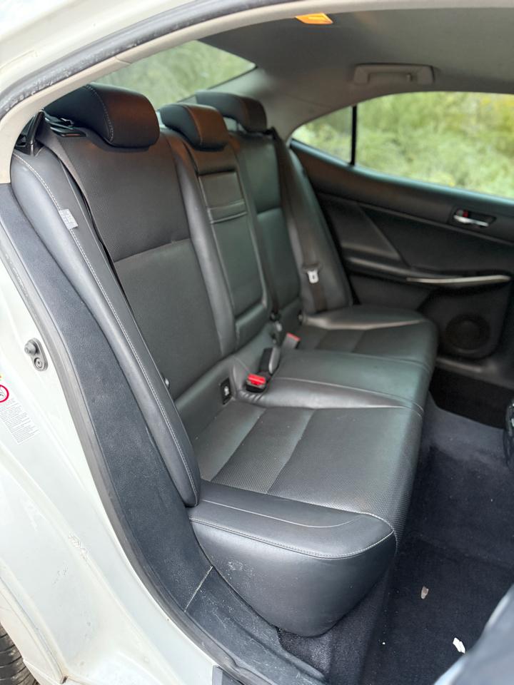 Lexus IS 250 4dr Sport Sdn Auto RWD 2014