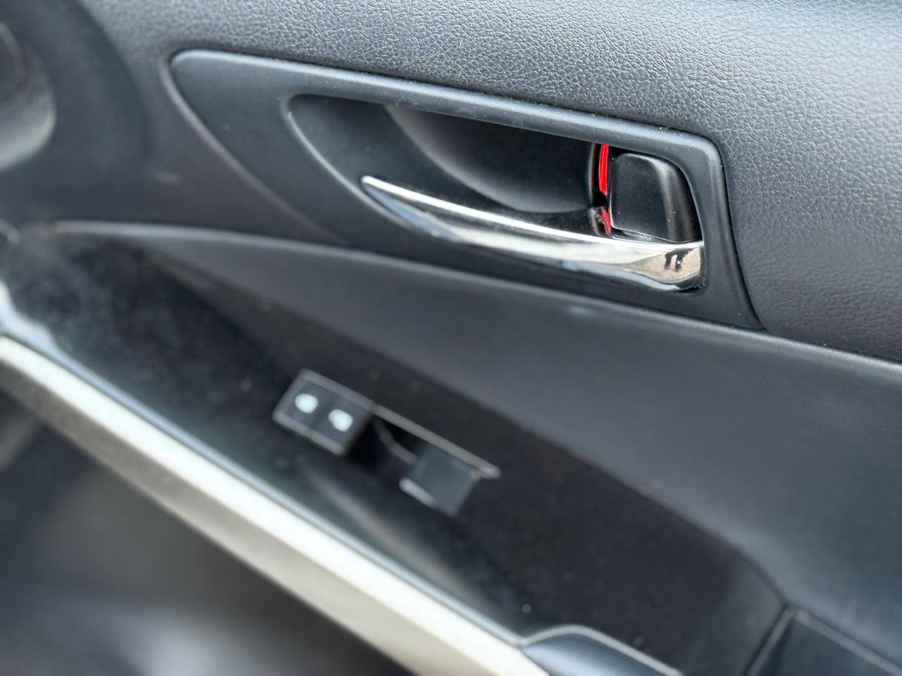 Lexus IS 250 4dr Sport Sdn Auto RWD 2014