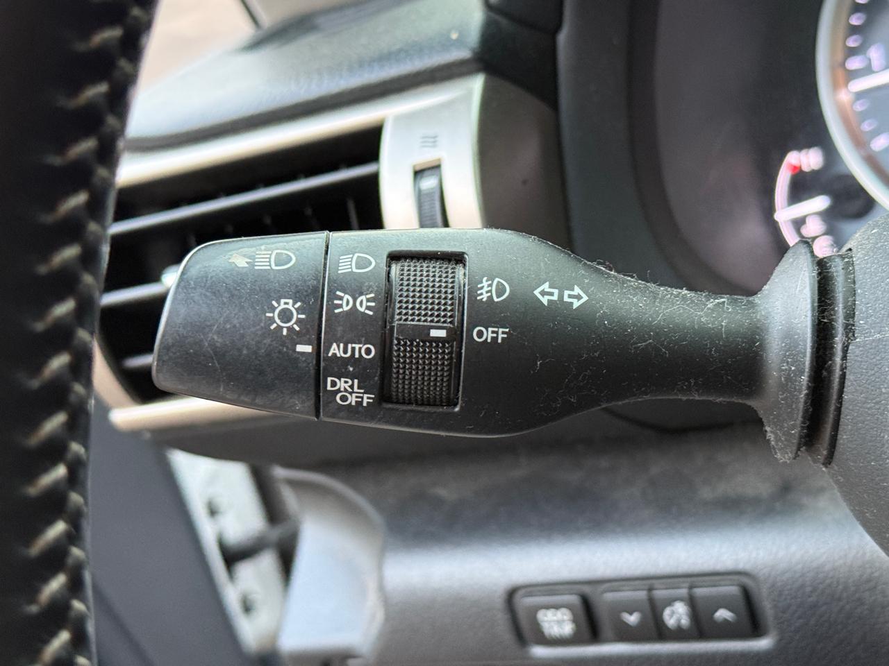 Lexus IS 250 4dr Sport Sdn Auto RWD 2014