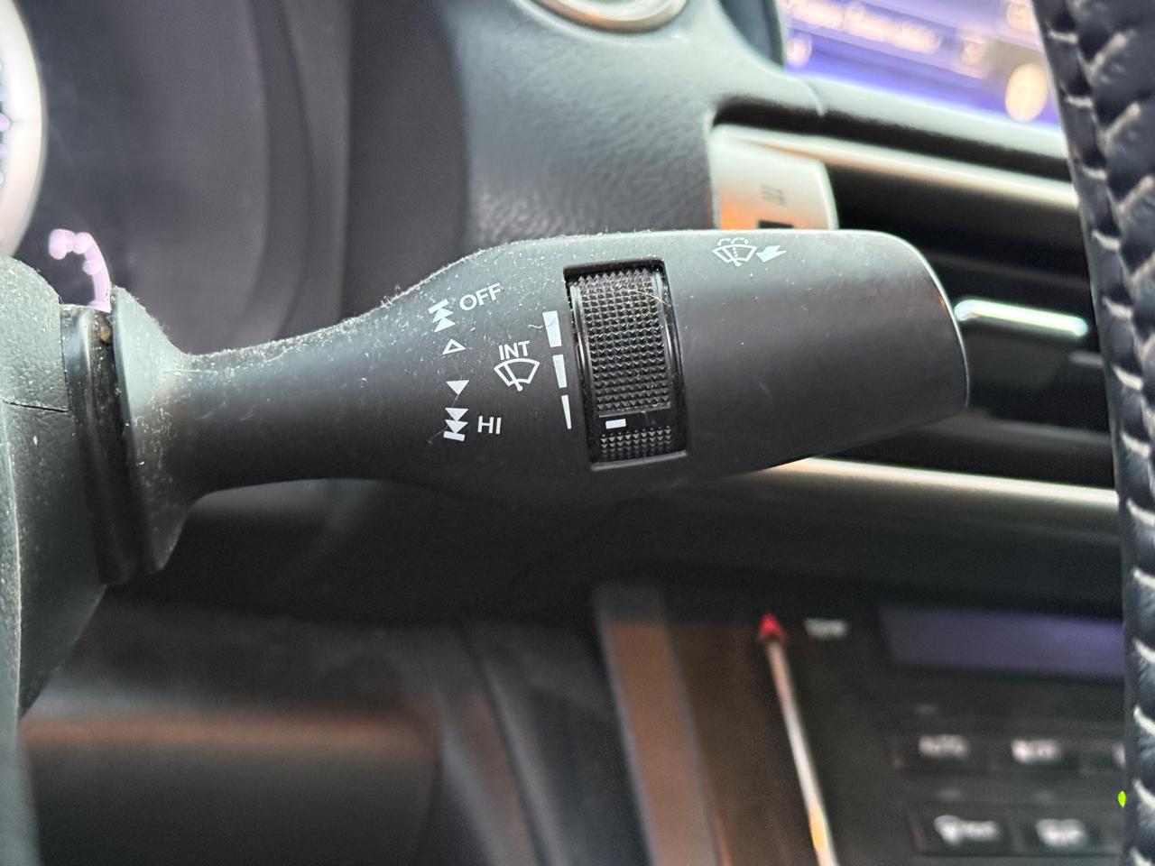 Lexus IS 250 4dr Sport Sdn Auto RWD 2014