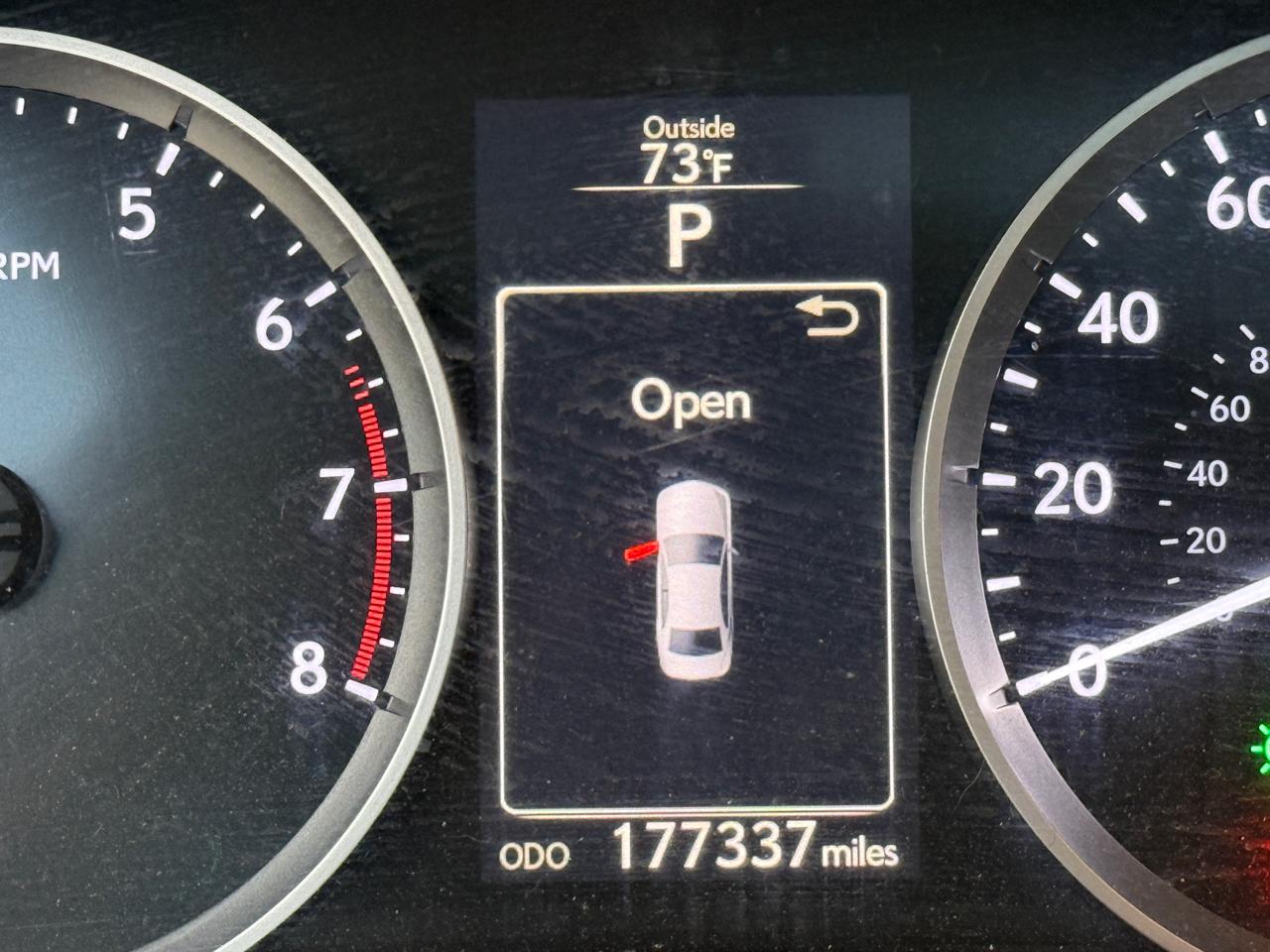 Lexus IS 250 4dr Sport Sdn Auto RWD 2014