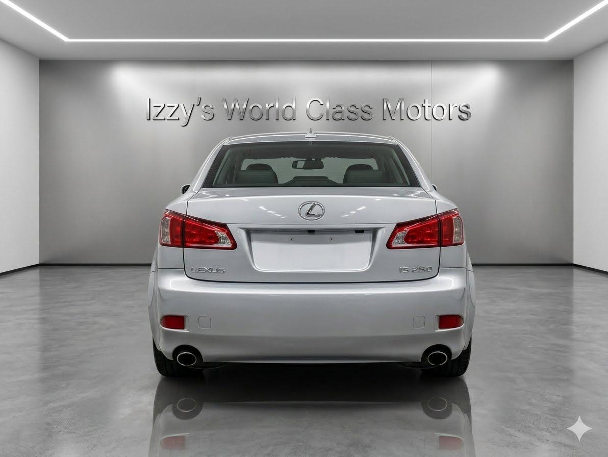 Lexus IS 250 4dr Sport Sdn Auto RWD 2011