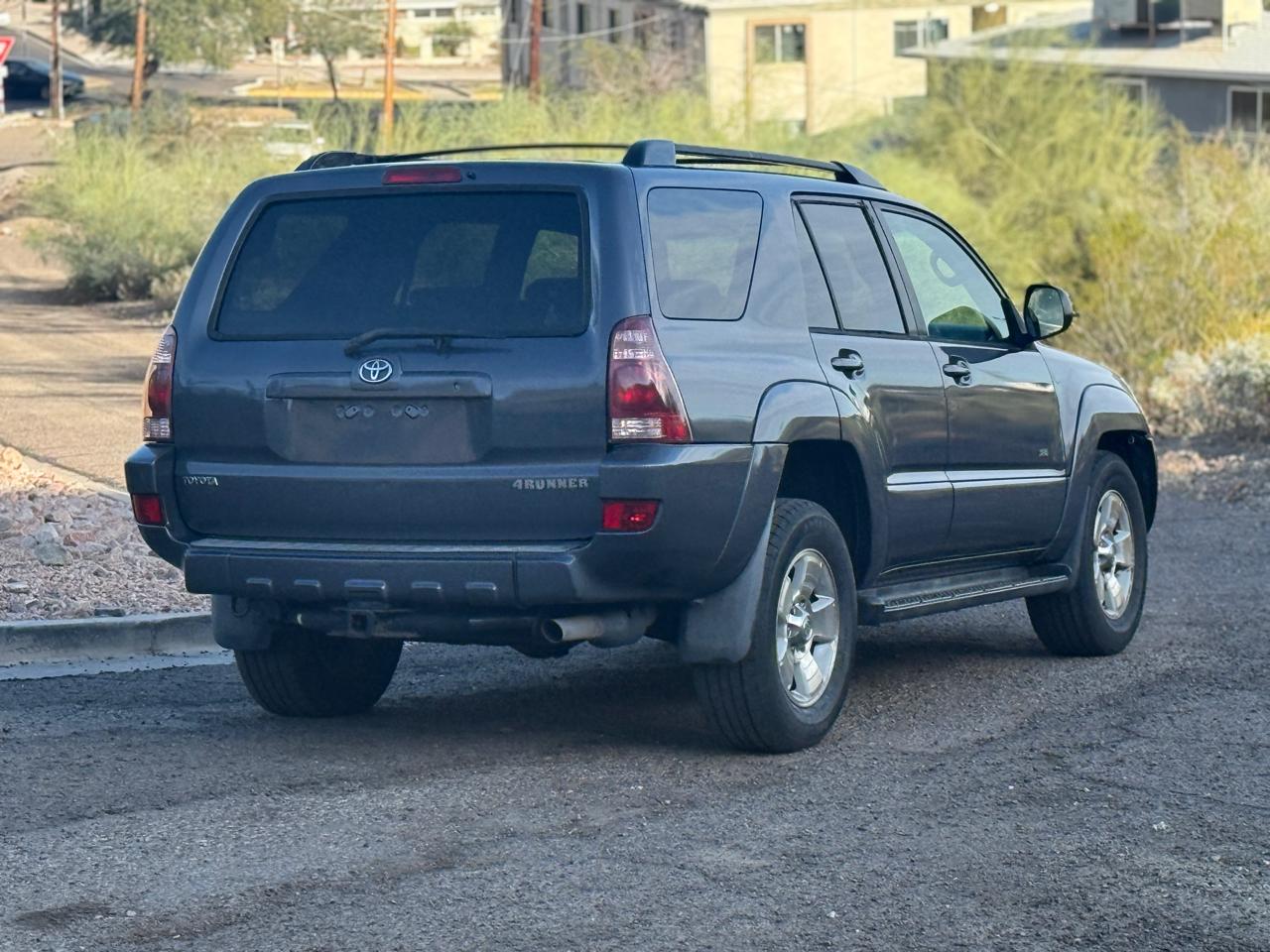 Toyota 4Runner 4dr SR5 V8 Auto (Natl) 2005