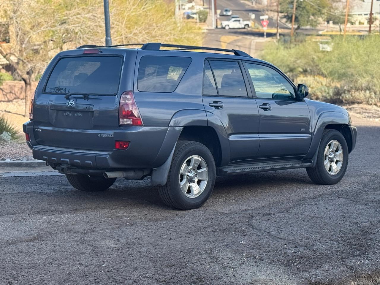 Toyota 4Runner 4dr SR5 V8 Auto (Natl) 2005