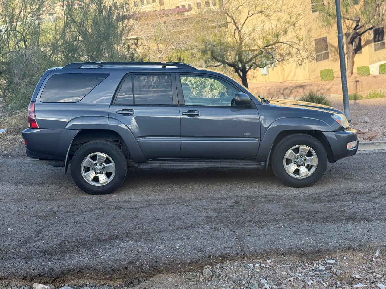 Toyota 4Runner 4dr SR5 V8 Auto (Natl) 2005